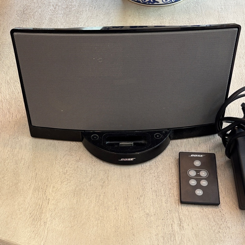 Bose SoundDock Black Portable Speaker